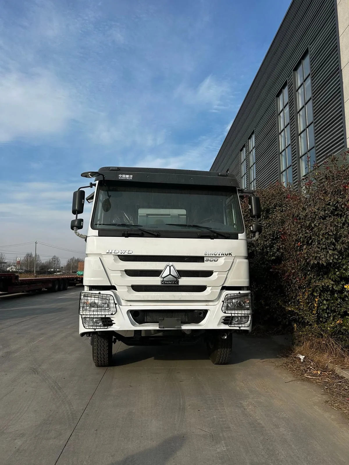 Used 6x4 dump truck for sale, Chinese heavy tipper, LHD and RHD available