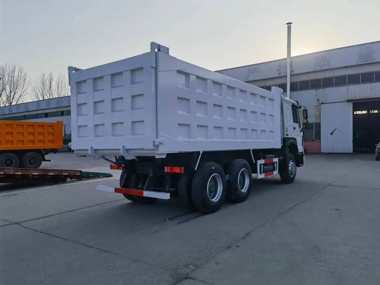 HOWO TX used 6x4 dump truck 440HP for quarry operations