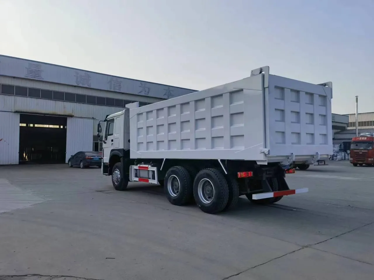 SHACMAN F3000 used 6x4 dump truck 380HP for Africa export