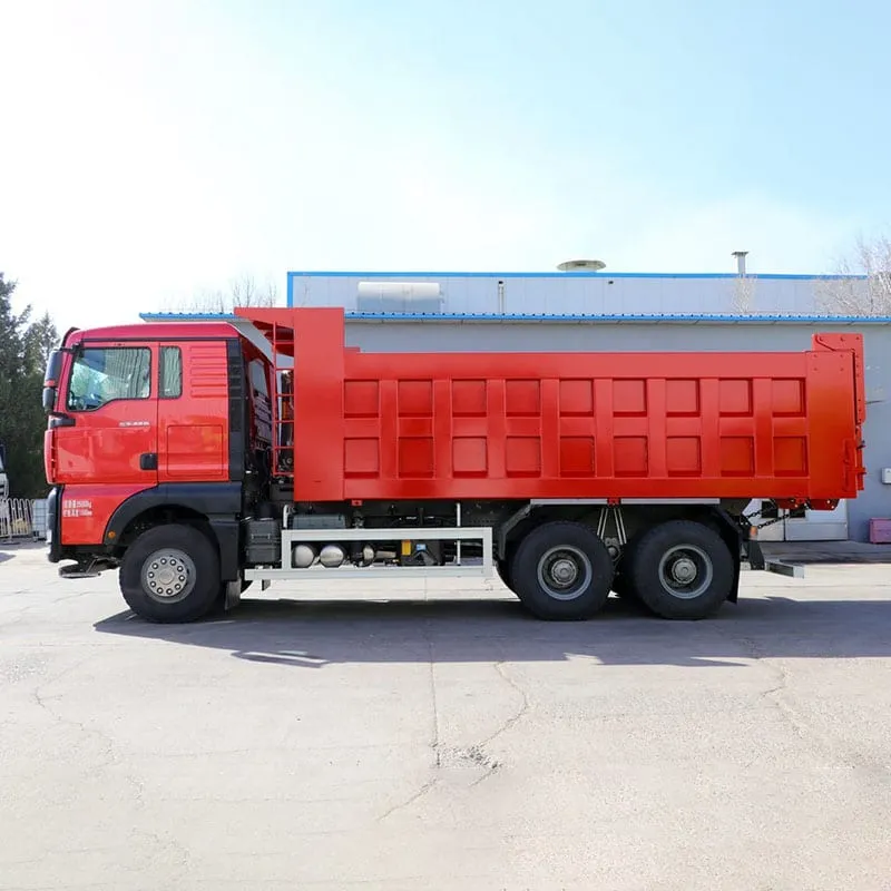 SHACMAN F3000 heavy truck front three-quarter view