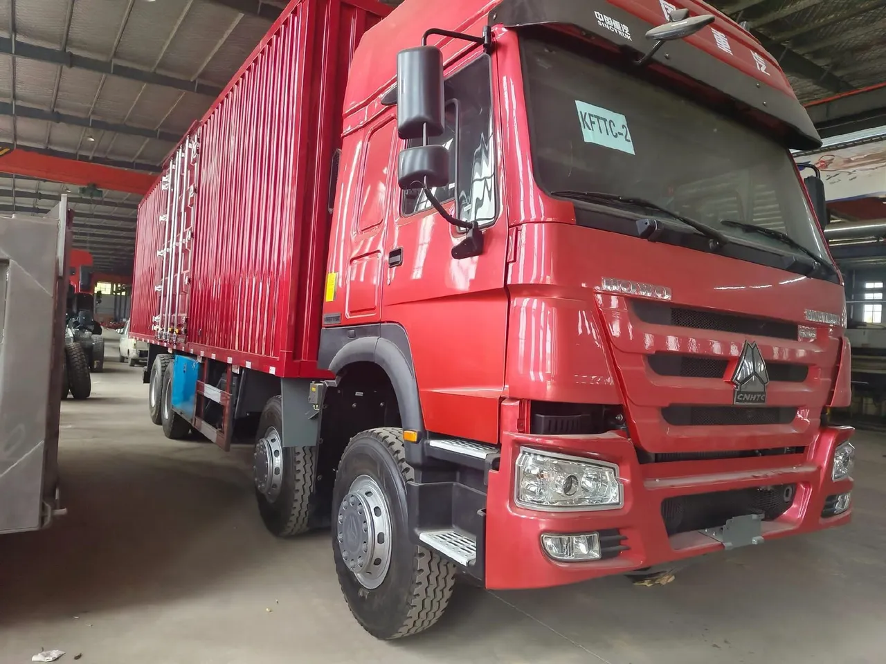 Insulated box van truck without refrigeration unit for short-haul cargo