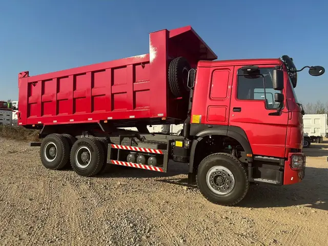 SINOTRUK 6×4 dump truck for sale