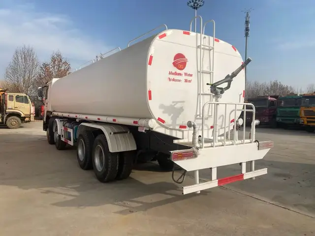 8×4 water tanker truck for sale