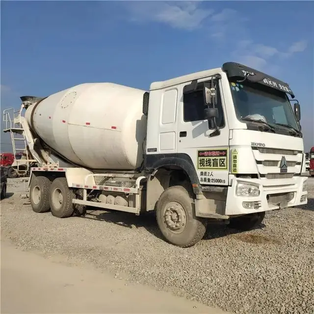 HOWO 6×4 special purpose trucks for sale