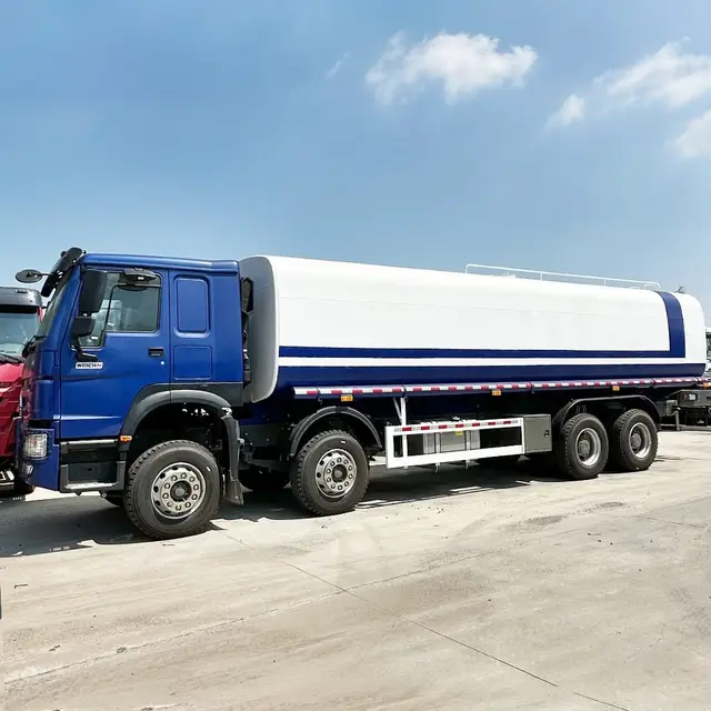 HOWO 8×4 water tanker truck for sale